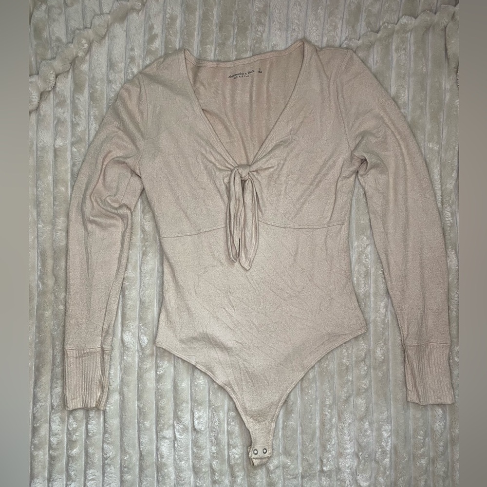 Abercrombie & Fitch Cream Long Sleeve Bodysuit